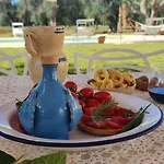 Дом отдыха Pietre Vive Trulli Del Salento Latiano