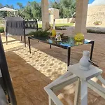 Pietre Vive Trulli Del Salento Latiano